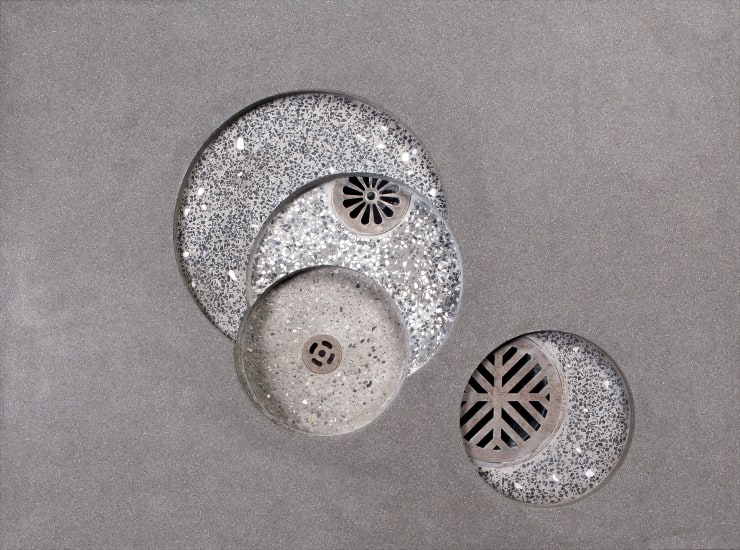 Evasive topography “Brescia”, 2020 concreto, pedra, ferro, ralo [concrete, stone, iron, drain] 64 x 86,5 x 8 cm [25 1/6 x 34 1/1 x 3 5/3 in] Renata Lucas