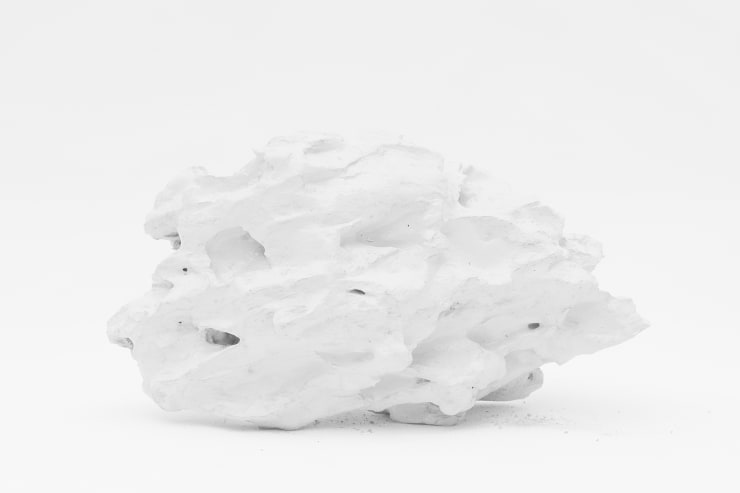 陈萧伊 Chen Xiaoyi, 消解的方式之一,接近透明系列 A Method of Dissolution, Becoming Transparent Series, 2015