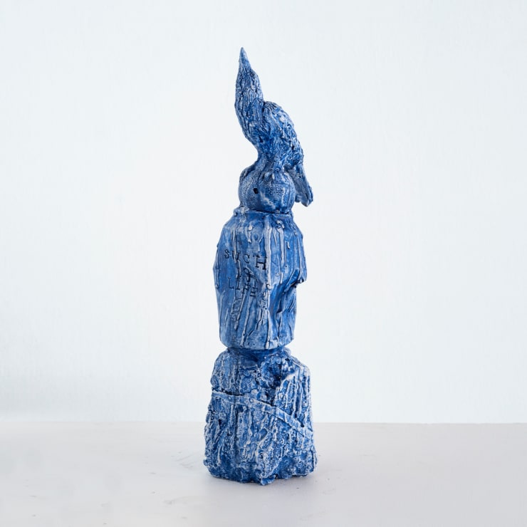 Hiroyasu Tsuri Totem Of Collingwood (Such Is Life), 2023 Aerosol and Acrylic with clear coat on Dental Plaster 41 x 11 x 7 cm (Edition record)