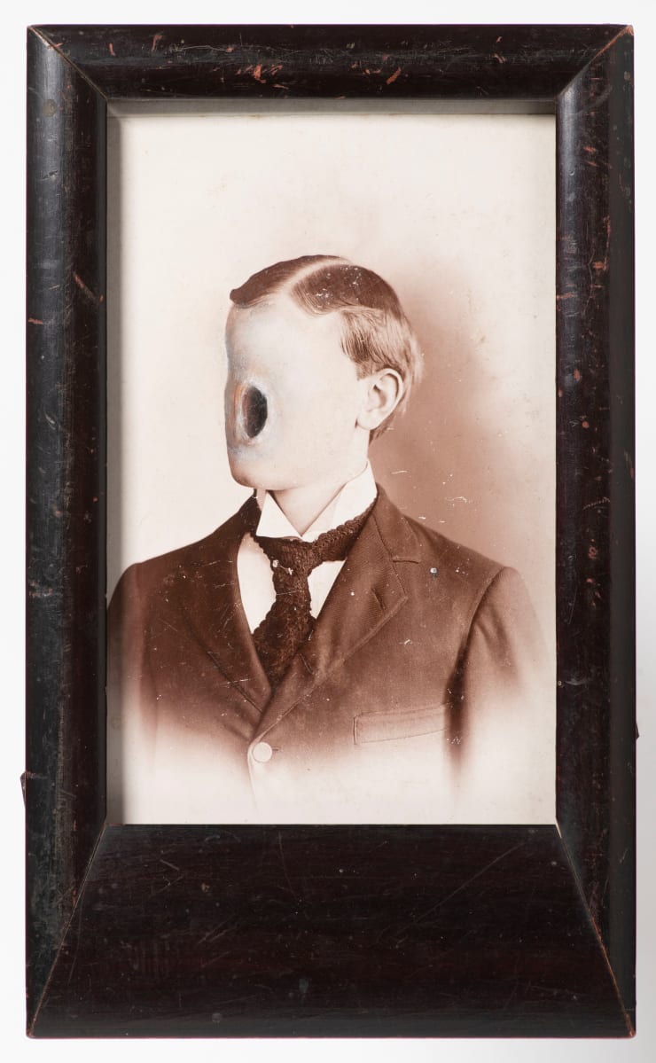 Jana Palečková, Místo nosu díra, 2022