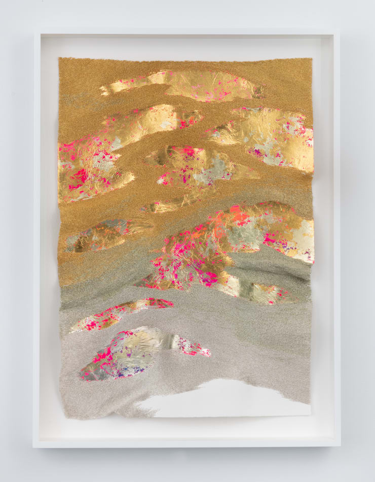Jessie Henson, Falling on water (the gold one), 2024