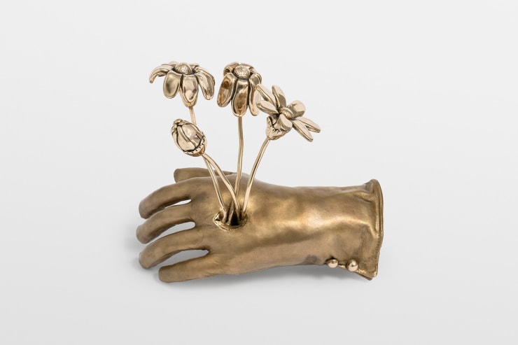 Rose Nestler, Portal Glove, 2023