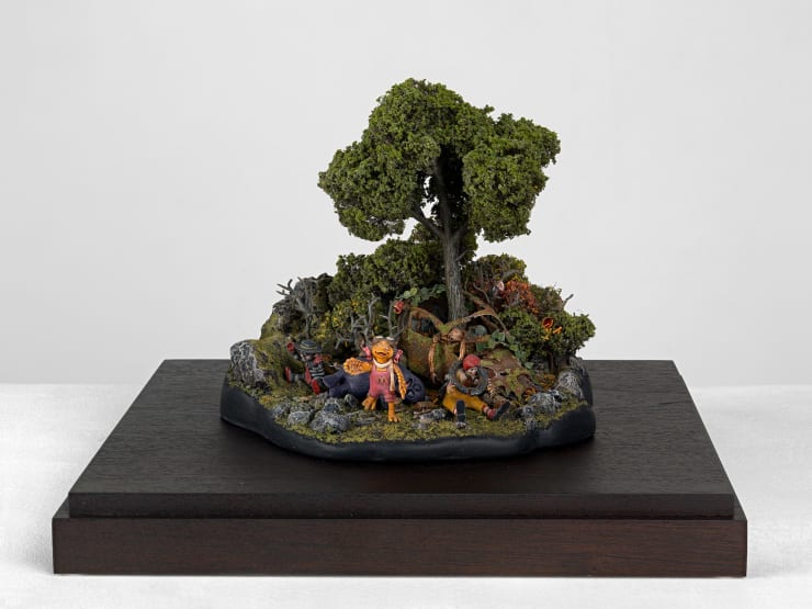 Jake & Dinos Chapman Crash Bang Wallop, 2018 Resin, metal, wood, enamel and oil paint 290 x 293 x 293 mm