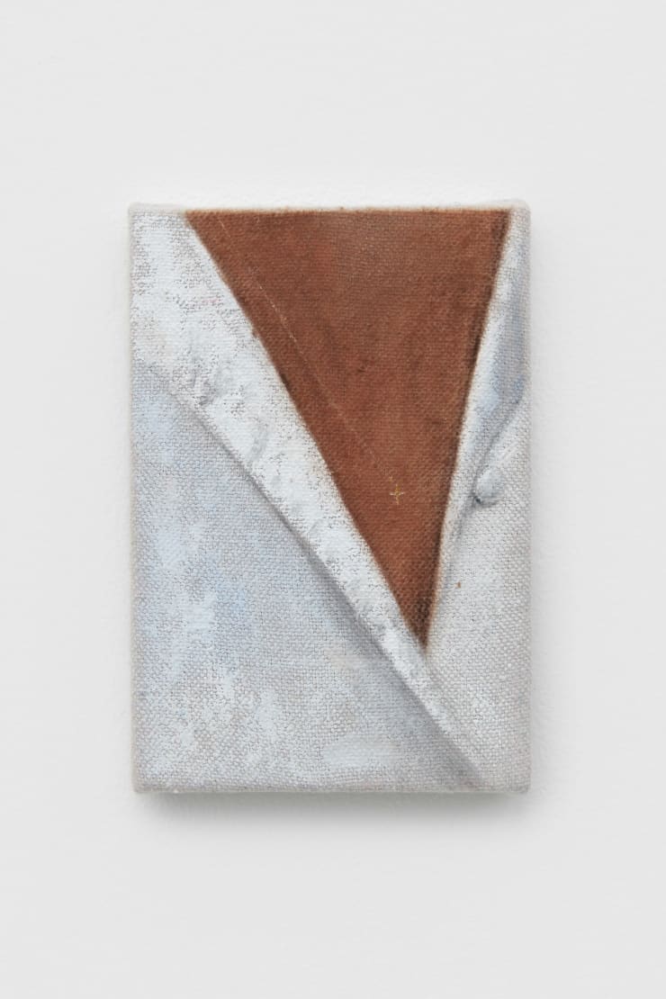 Katelyn Eichwald Cross, 2022 Oil on linen 4 x 6 in 10.2 x 15.2 cm