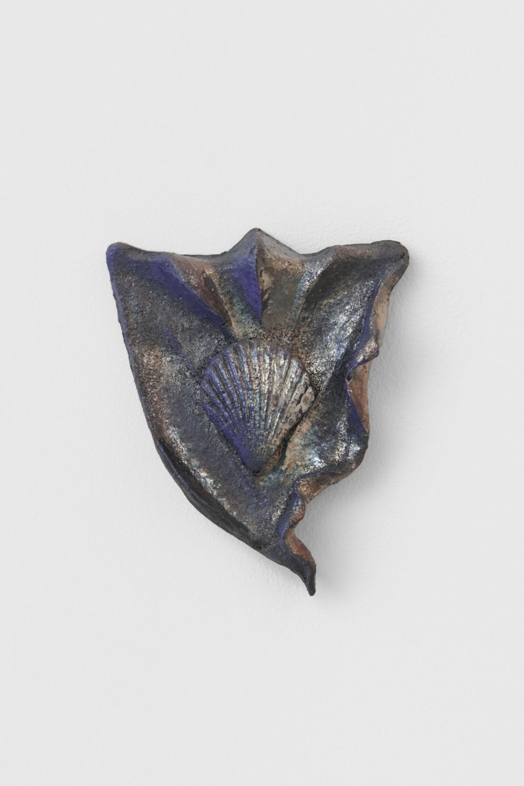 Bella Hunt & DDC Diesel Memories (Moreux Shield), 2023 Glazed ceramic 17 x 14 x 4 cm 6 3/4 x 5 1/2 x 1 5/8 in