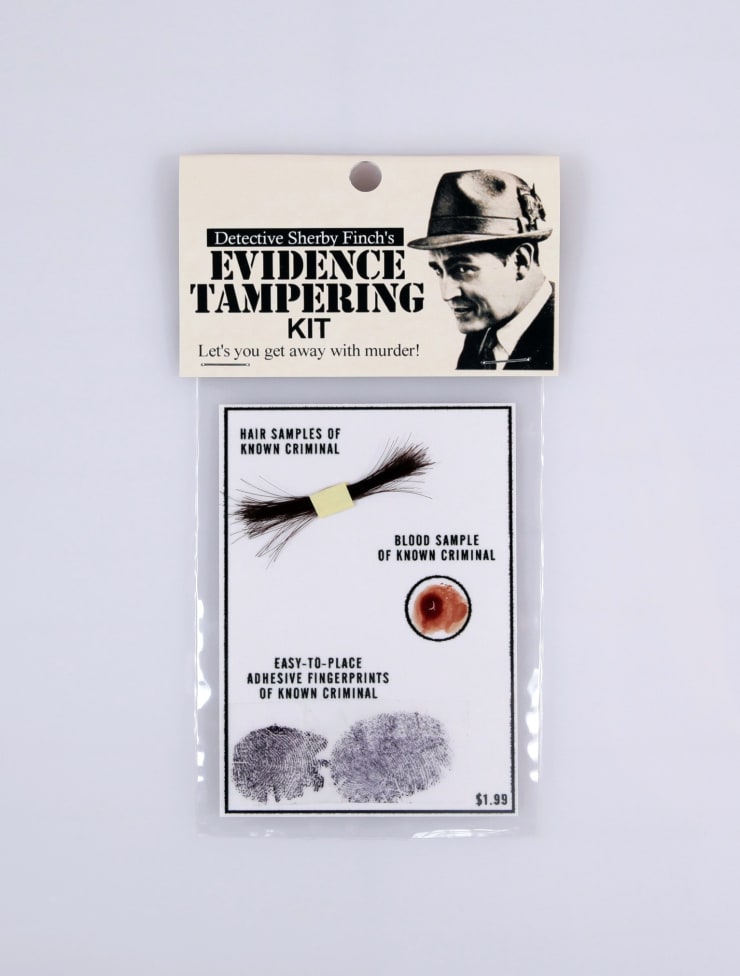 Dana Wyse, Detective Sherby Waters' evidence tempering kit, 2000