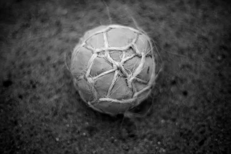 Mário Macilau, Rag Ball, Growing in Darkness series, 2012