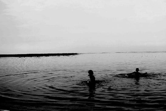 Mário Macilau, Boys in water, Out of town series , 2015-18