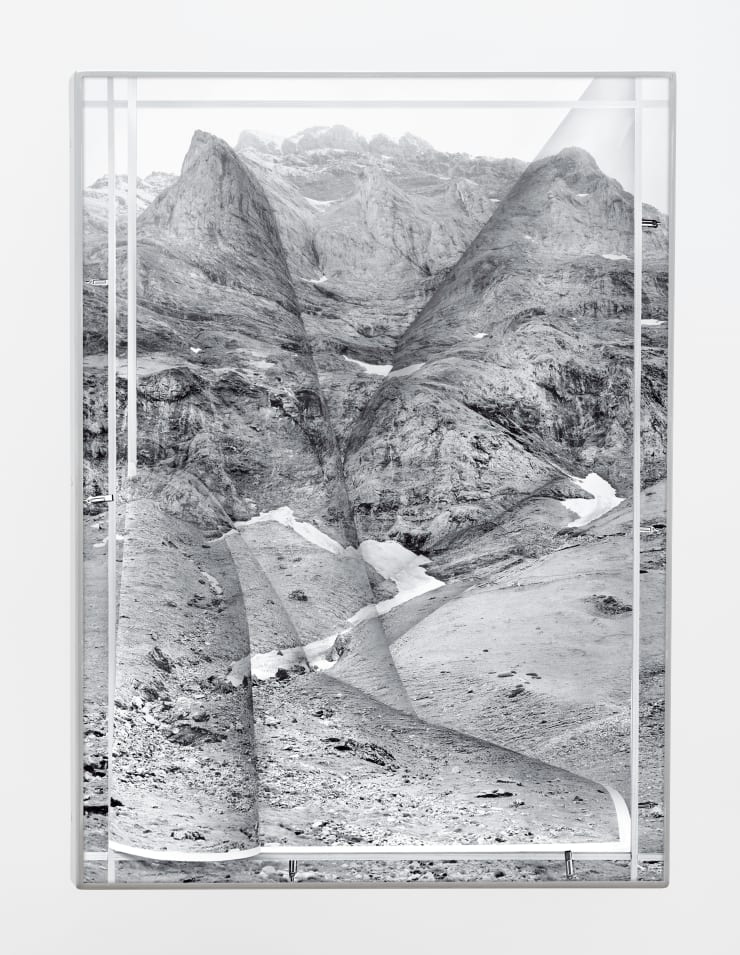 White Pulse I, 2023