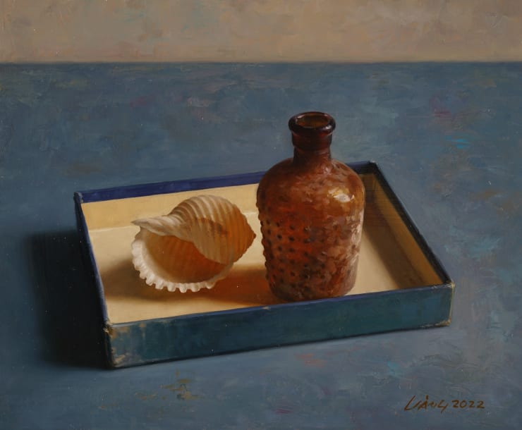 Qiangli Liang, Schelp met flesje, 2022