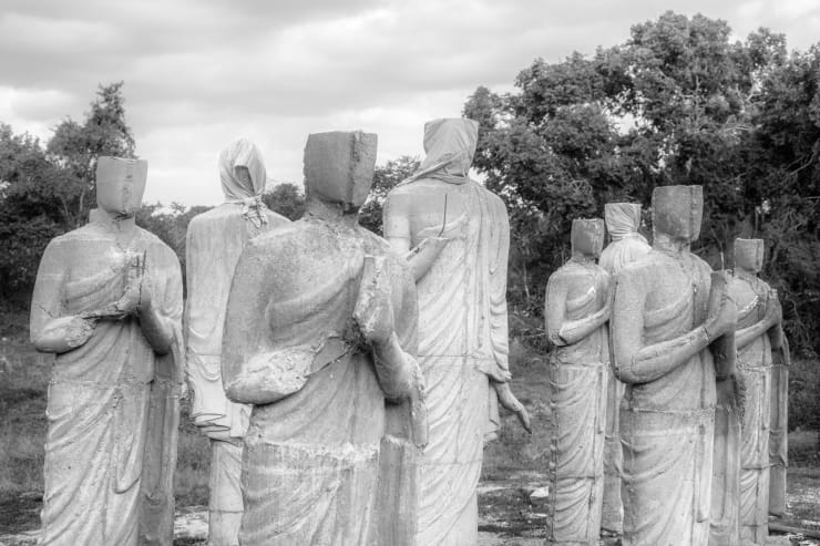 Tavish Gunasena, Faceless statues, 2021