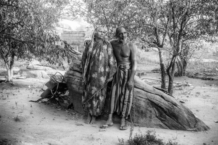 Tavish Gunasena, A couple in their garden, 2021