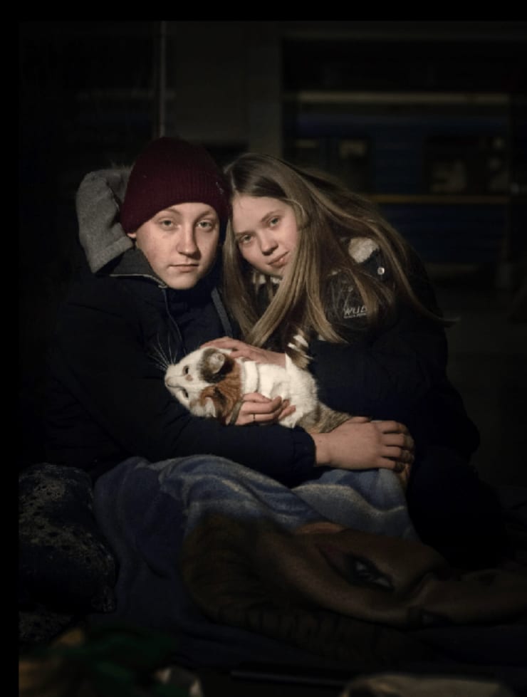 Alexander Chekmenev, MAKSYM PAVLIUK AND LIUBOV TYMCHENKO from the series Citizens of Kyiv, 2022