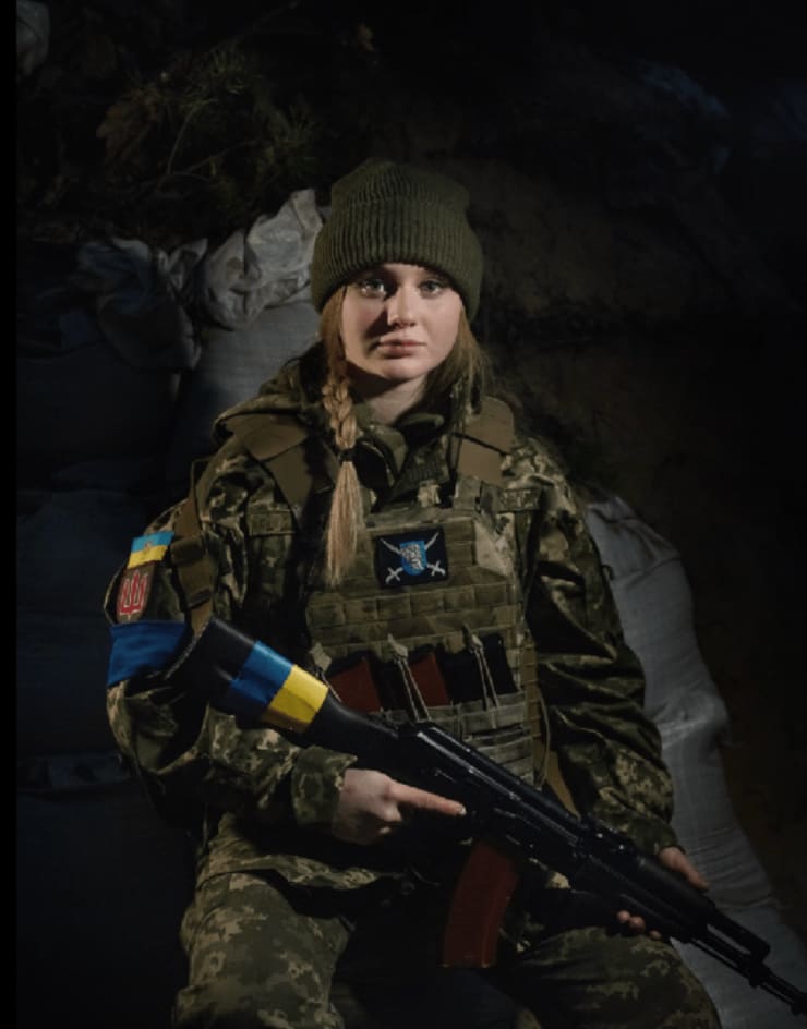 Alexander Chekmenev, KATERYNA HRYSHCHENKO from the series Citizens of Kyiv, 2022