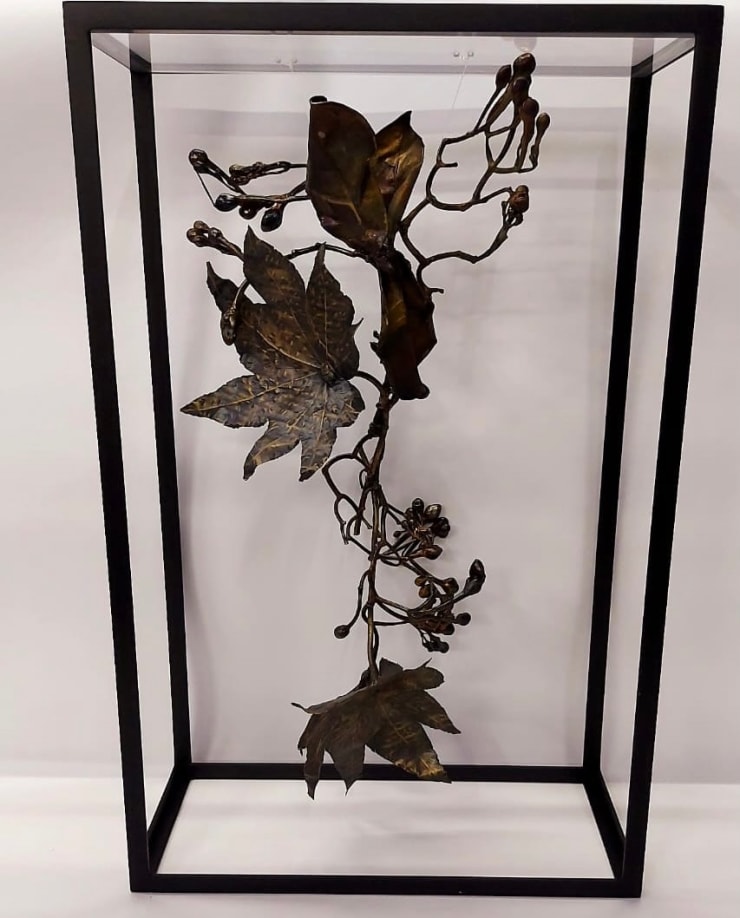 Claudia Jaguaribe From the series Mina, 2024 Bronze and copper cast of real Brazilian vegetal - Aluminium structure 55 x 35 x 15 cm Unique piece