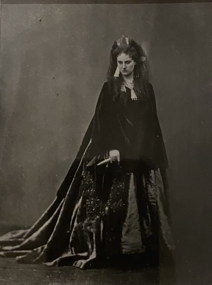 The Countess of Castiglione in collaboration with Pierre-Louis Pierson, La comtesse de Castiglione - La Vengeance, 1861-1867