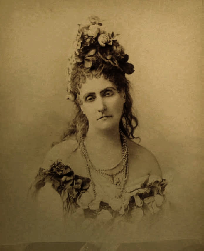 The Countess of Castiglione in collaboration with Pierre-Louis Pierson, La Comtesse de Castiglione, 1895