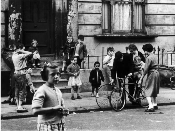 Roger Mayne, Group, Southam Street, 1956