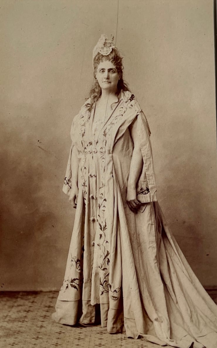 The Countess of Castiglione in collaboration with Pierre-Louis Pierson, La Comtesse de Castiglione, 1895