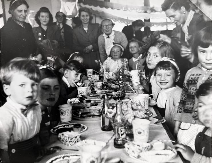 Untitled (Coronation street party 01)