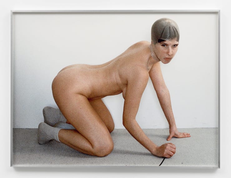 Talia Chetrit, Self-portrait (all fours), 2017