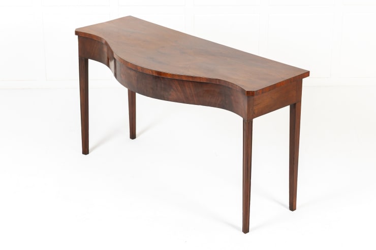 18th Century English Mahogany Serpentine Serving Table