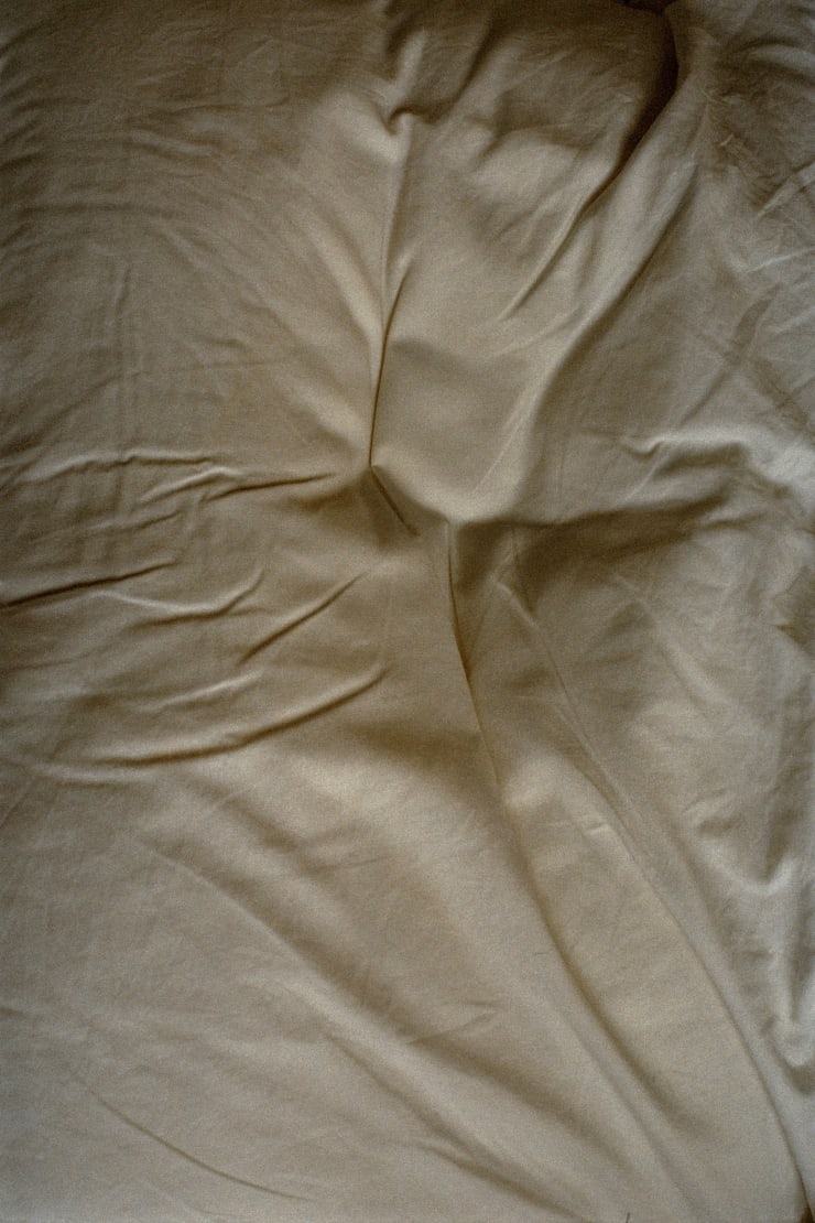 Tereza Červeñová Sheets (to lie with), 2023 analogue chromogenic print on Fuji Matt paper 64 x 43.5 cm 25 1/4 x 17 1/8 in