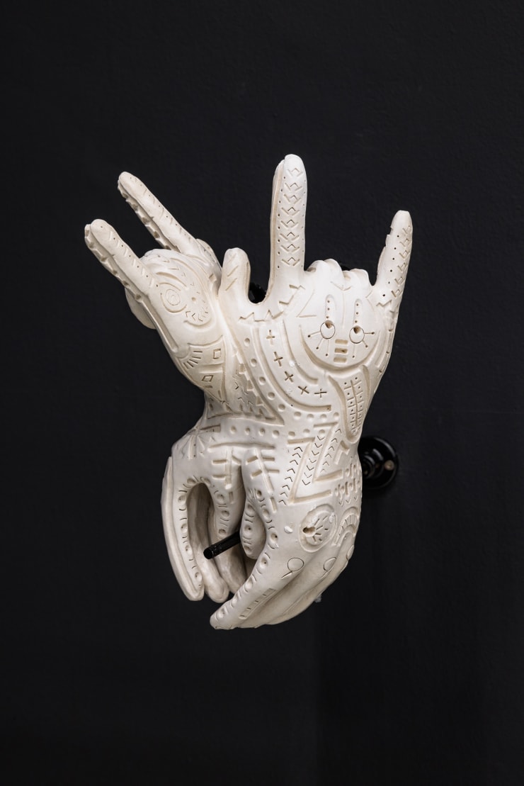 Rodrigo Valenzuela Mueca #4, 2024 Ceramic 33 x 21 x 17 cm 13 x 8 1/4 x 6 3/4 in