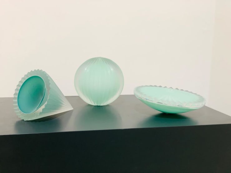 Alina Kunitsyna Zeit Raum Wille, 2017-2019 Crystal glass 17cm, 15cm, 20.5cm