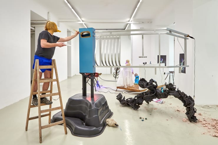 Karl Karner Geländer. Höher gestellter, 2008 Aluminium, plastic, hairdryer, flies, cup, mask, chopsticks 340 x 250 x 218 cm 133 7/8 x 98 3/8 x 85 7/8 in