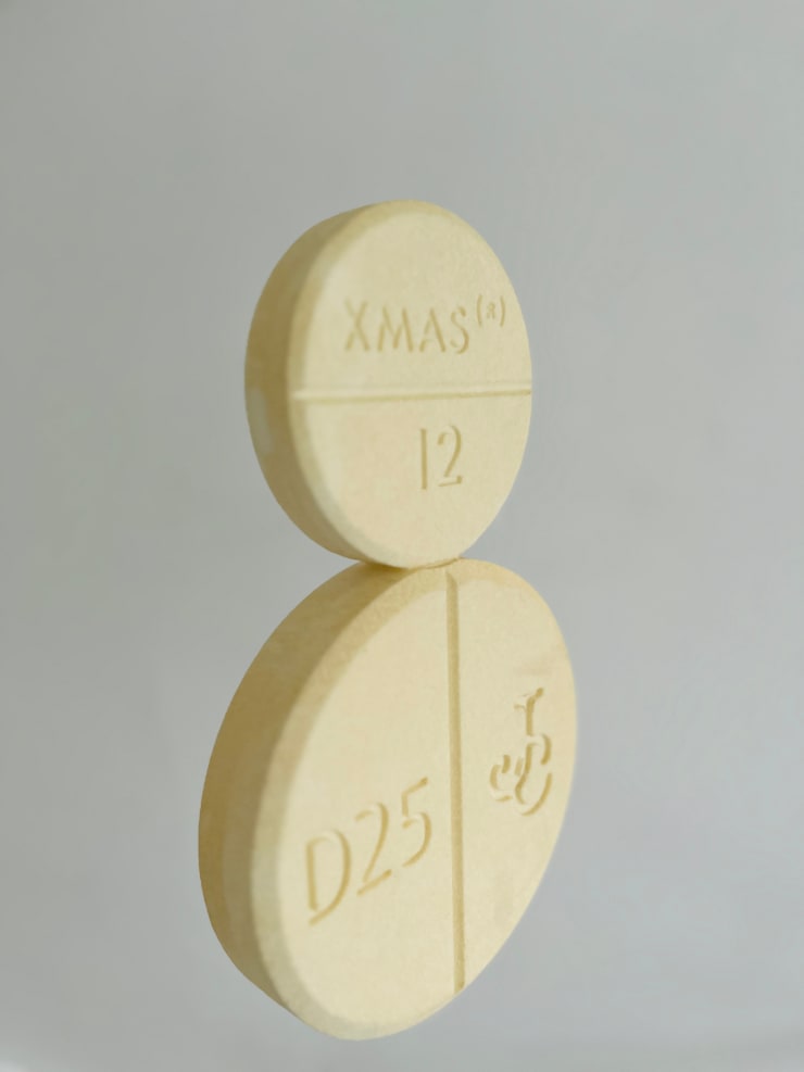 Damien Hirst, Snow flake tablets, 2015