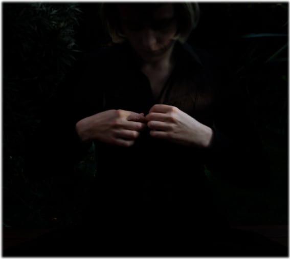 Sophia Szilagyi, Hands I