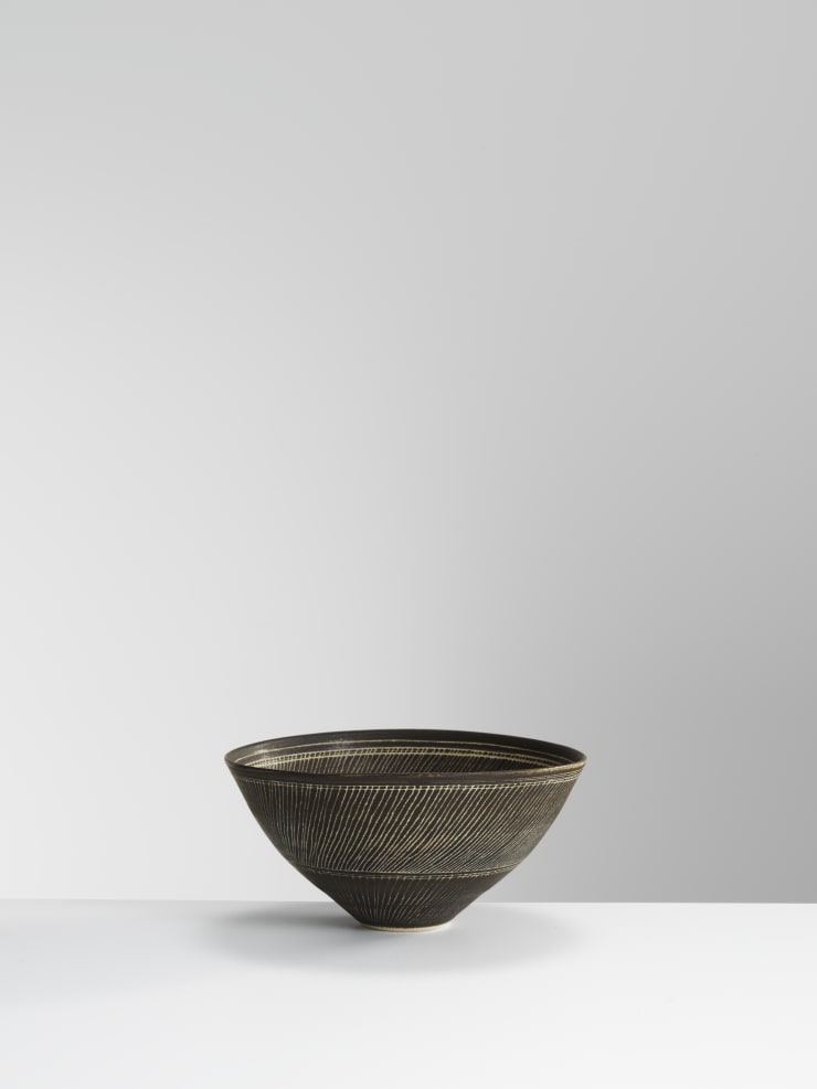 Lucie Rie, Sgraffito Bowl