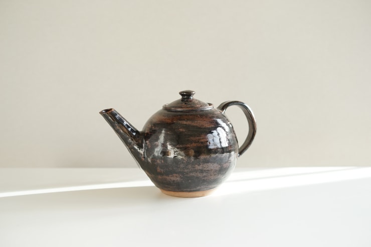 Katharine Pleydell-Bouverie, Teapot, 1981