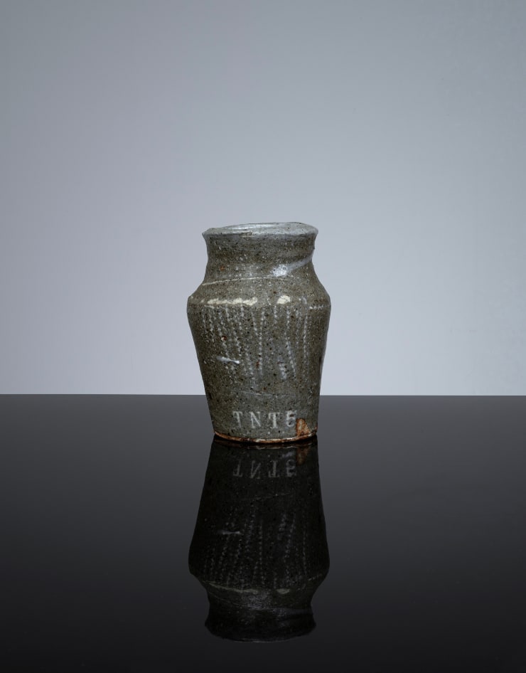 Ryoji Koie, TNT 5 Vase