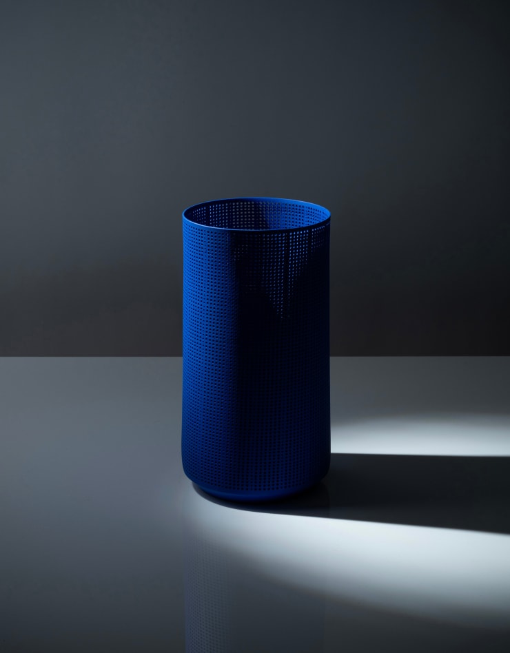 Niisato Akio, Blue perforated vessel, 2021