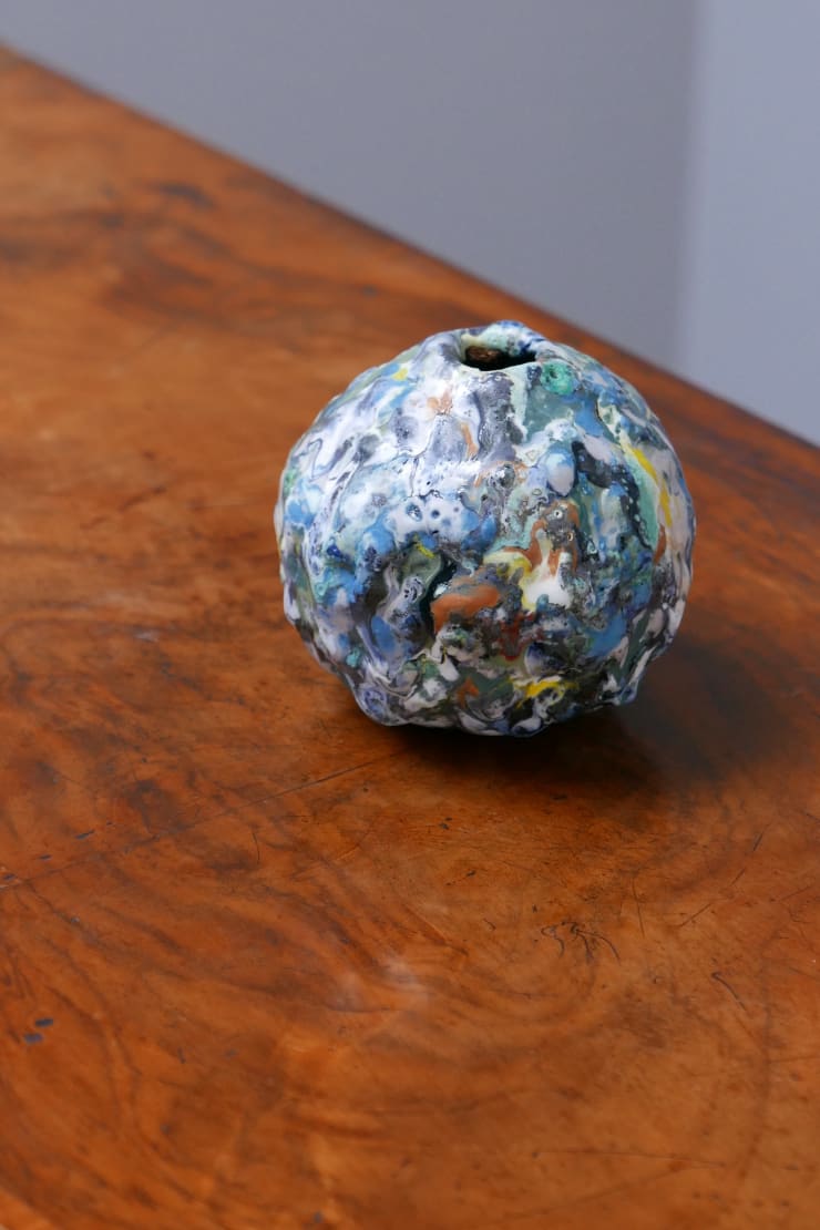 Morten Løbner Espersen, Micro Pearl, 2022