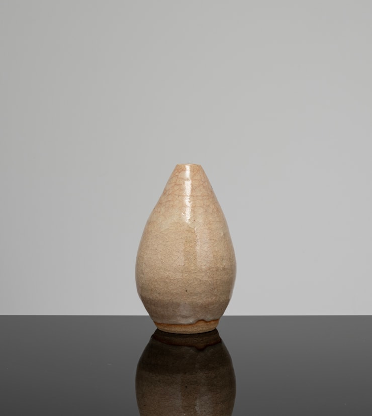 Katharine Pleydell-Bouverie, Teardrop Vase