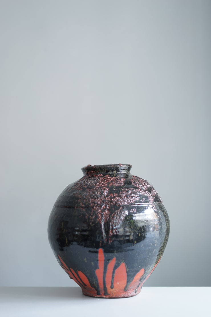 Hans Vangsø, Large Jar, 2022