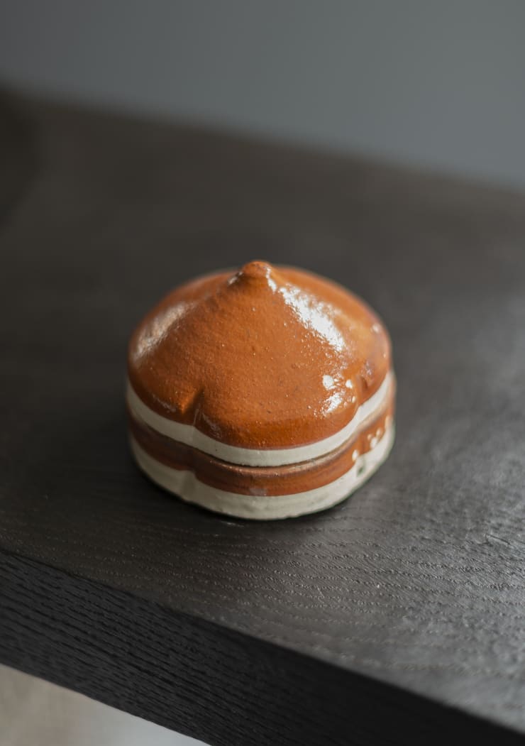 Inger Rokkjaer, squared lidded box, 2003