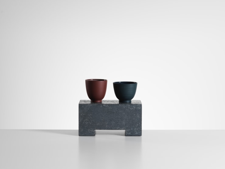 Julian Stair, Two Cups on a Grey Ground, 2021