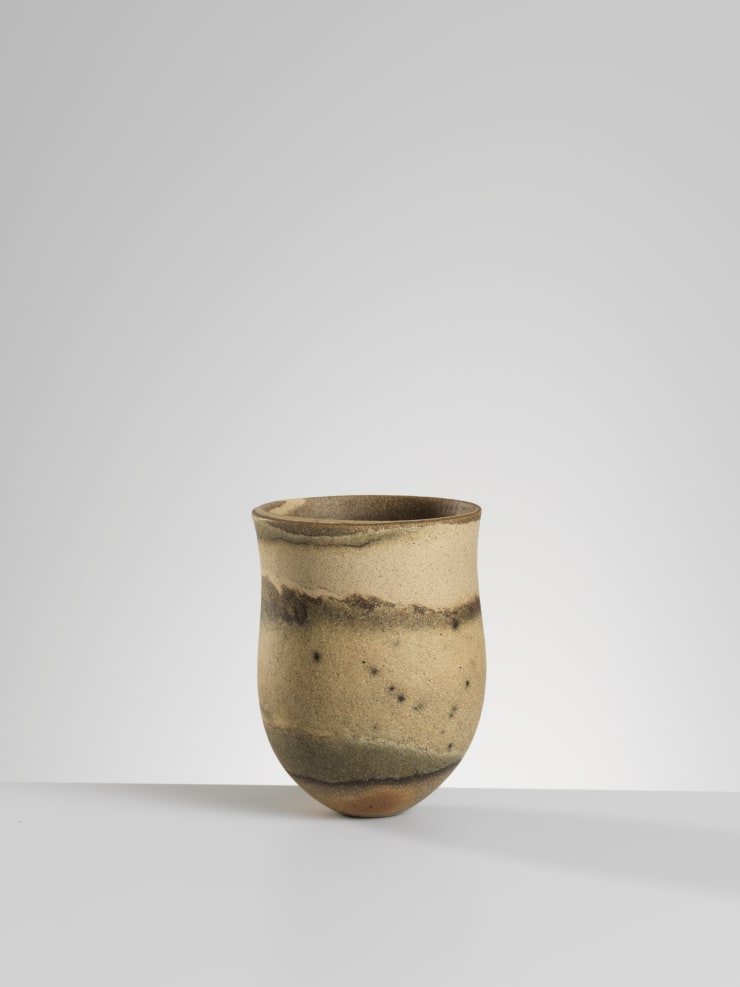 Jennifer Lee, Sand grained, haloed bands, dark base, angled shelf rim, 1994