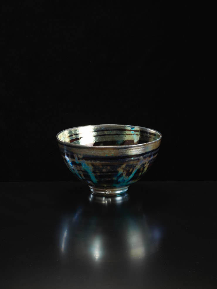 Sutton Taylor, Large Bowl with Spiralling Bands, 2018