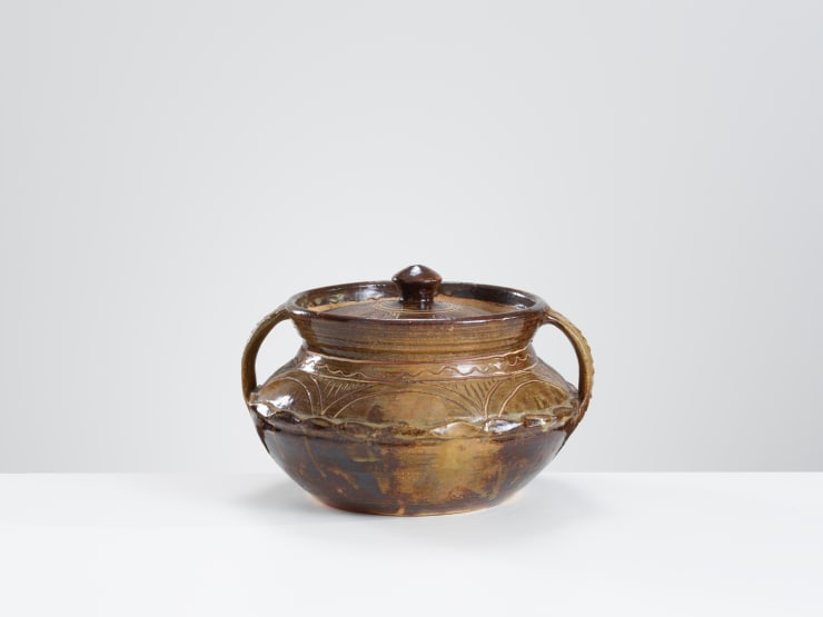 Michael Cardew, Large Gwari Lidded Pot, c1970s