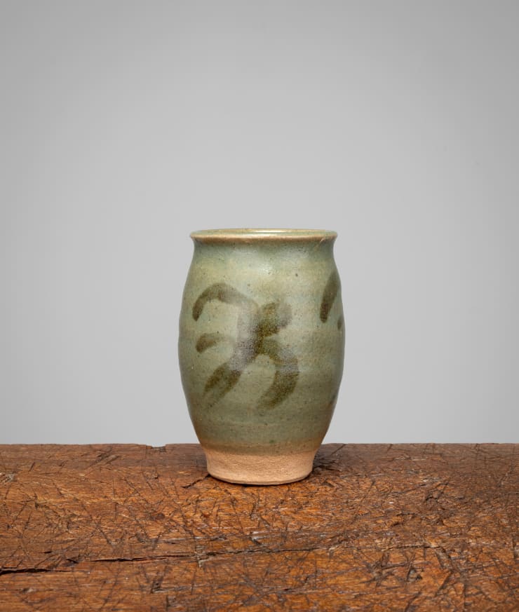 Katharine Pleydell-Bouverie, Vase