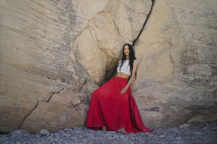 Yigal Ozeri, Untitled; Red Rocks, 2020