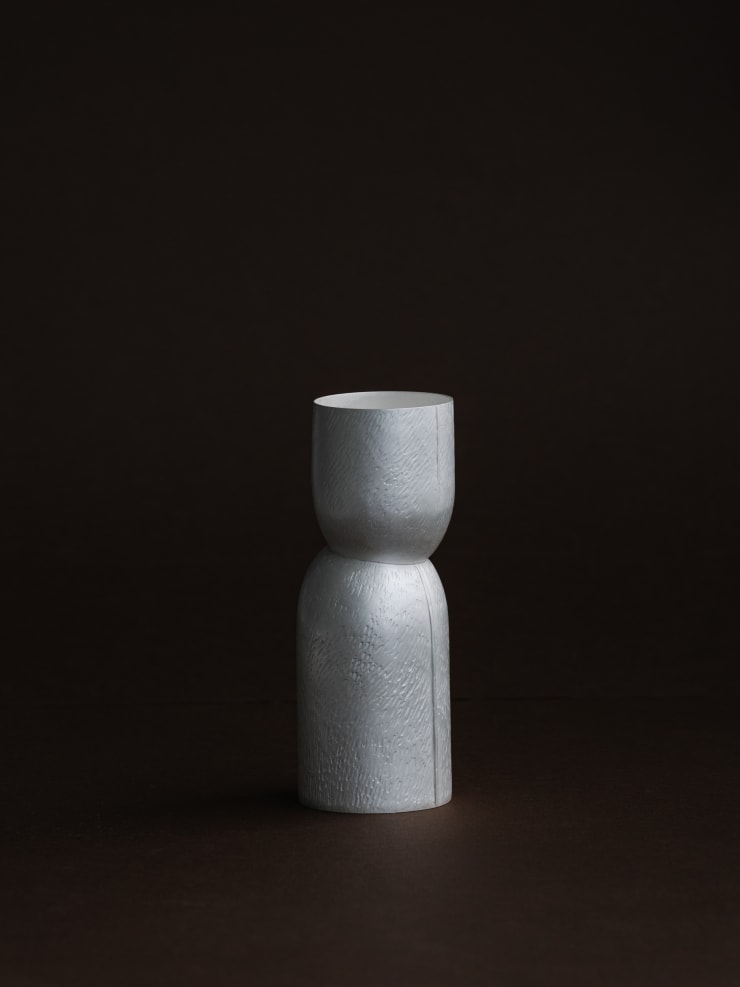 Francisca Onumah, Squat, vase, 2024