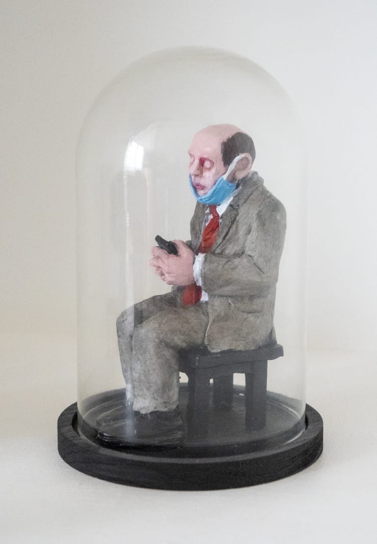 Isaac Cordal, Shelter (Telephone II), 2020