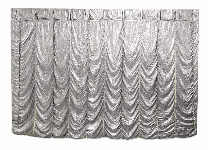 Clemens Wolf PARACHUTE SCULPTURE (SILVER 1) , 2018 resin on main parachute 200 x 300 cm