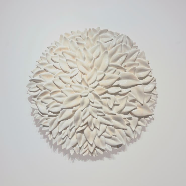 Circulo de hojas (Leaf circle) , 2020 Fiberglass and resin 51 x 51 x 3 inches